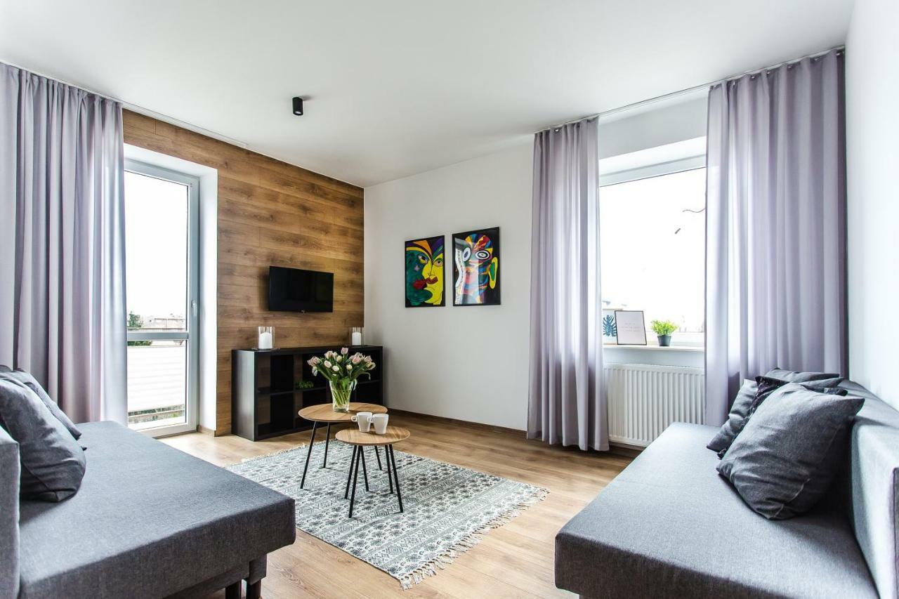 Nadbystrzycka No. 13 Apartment *